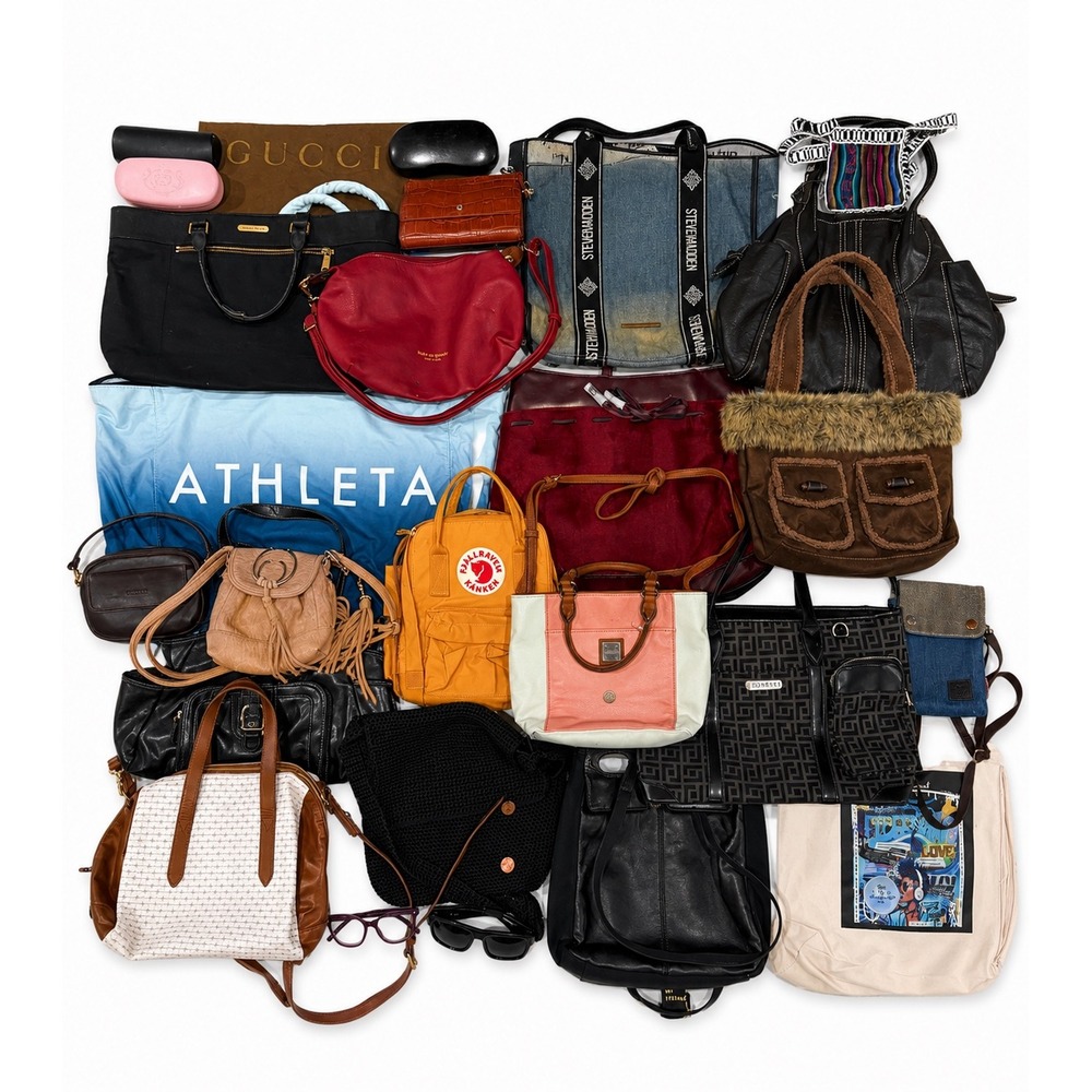 Gucci, Michael Kors , Fossil Purse Wallet Bundle of 24 Wholesale Reseller Lot